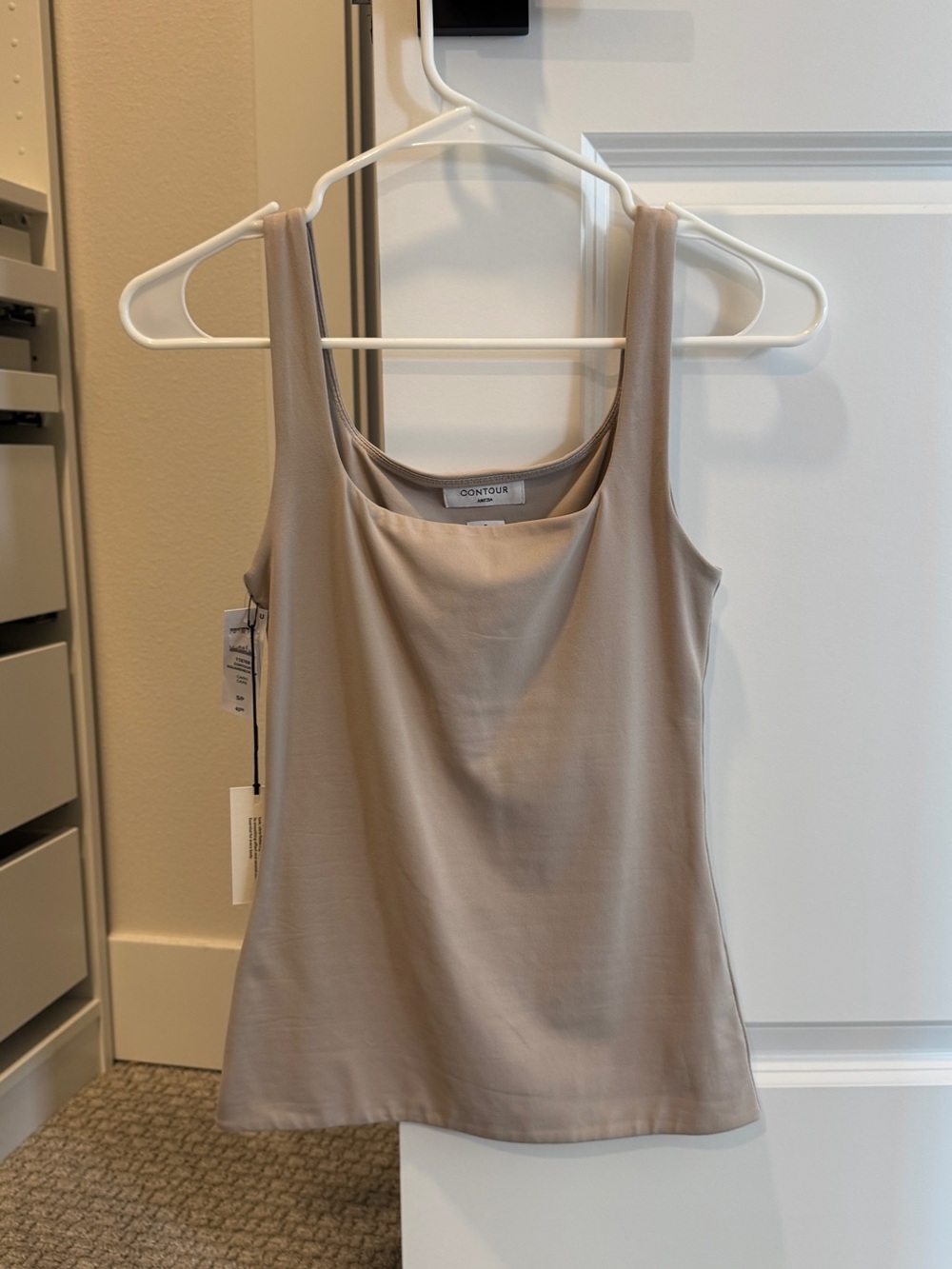 NWT Aritzia Contour Squareneck Hip Tank in Taupe